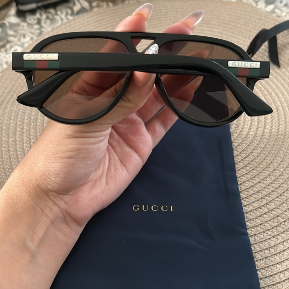 Gucci glasses - Picture 2 of 5